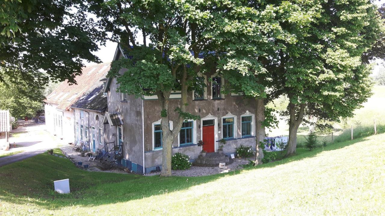 Theetuin Onder De Pannen Acomodação com café da manhã Lekkerkerk Exterior foto